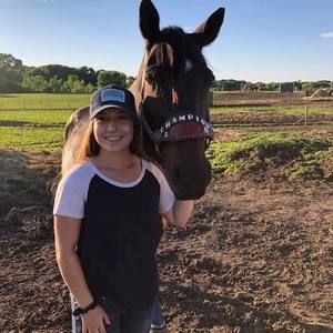 Meet your Posher, Emily